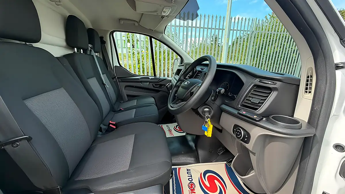 Used 2021 Ford Transit Custom Leader White - Interior and Exterior details 16