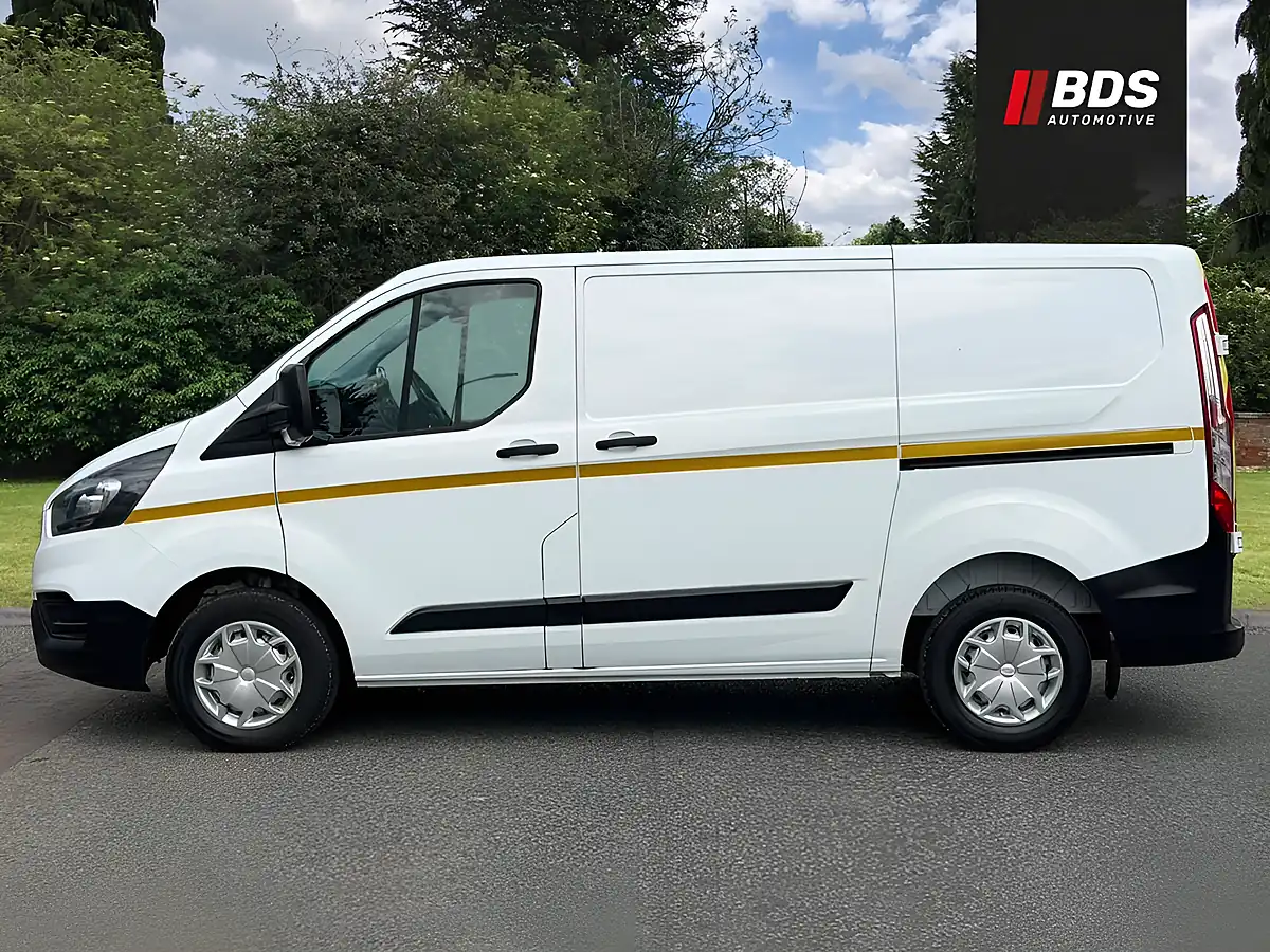 Used 2021 Ford Transit Custom Leader White - Interior and Exterior details 5
