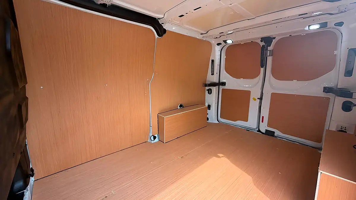Used 2021 Ford Transit Custom Leader White - Interior and Exterior details 8