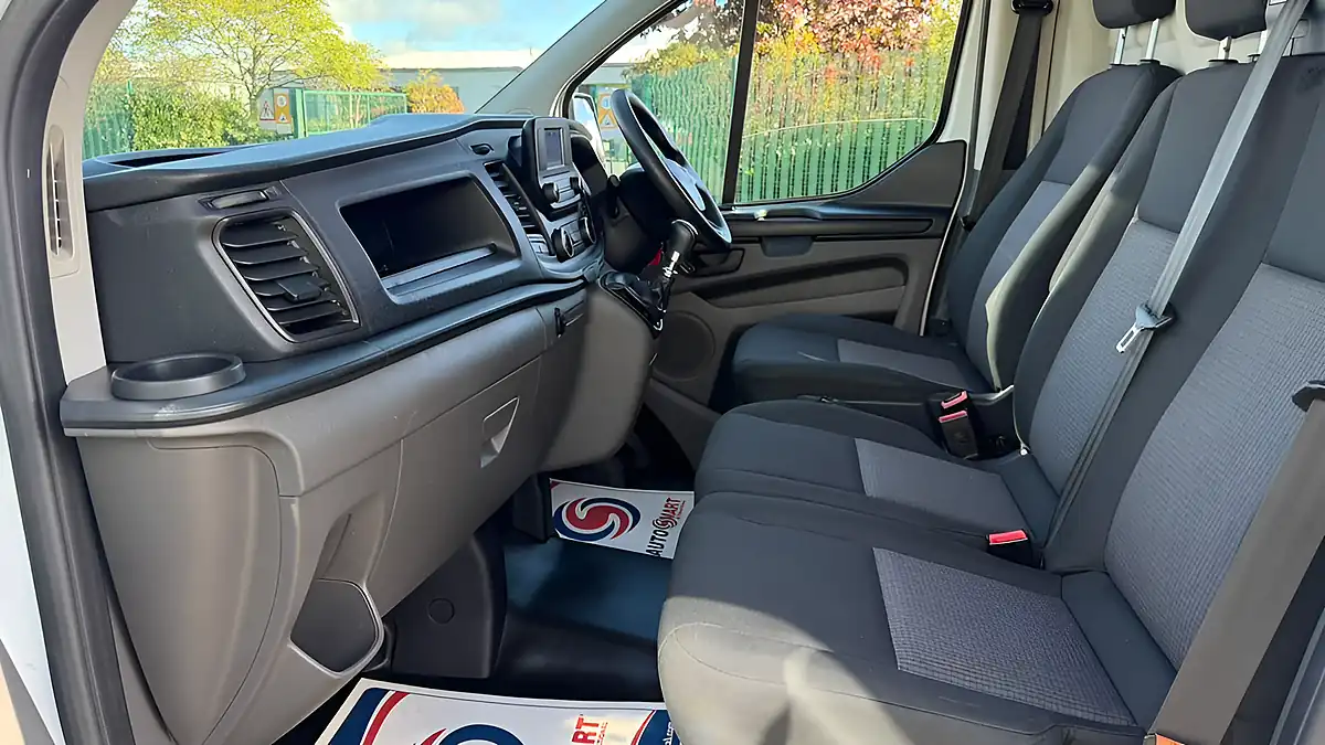 Used 2021 Ford Transit Custom Leader White - Interior and Exterior details 17