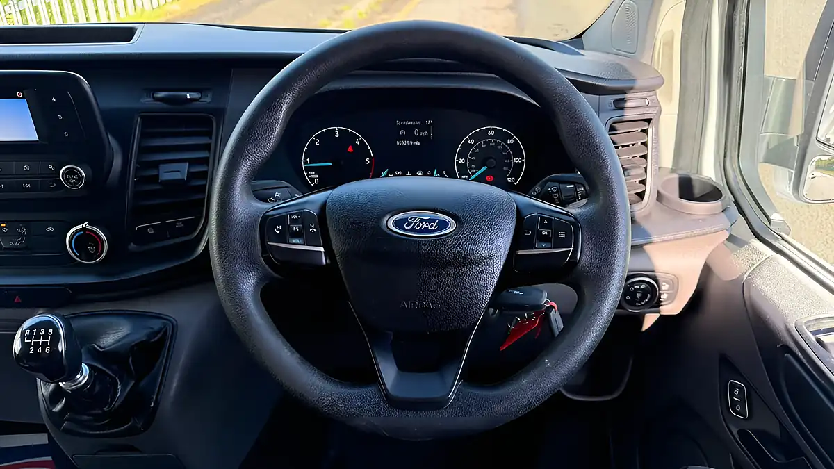 Used 2021 Ford Transit Custom Leader White - Interior and Exterior details 19