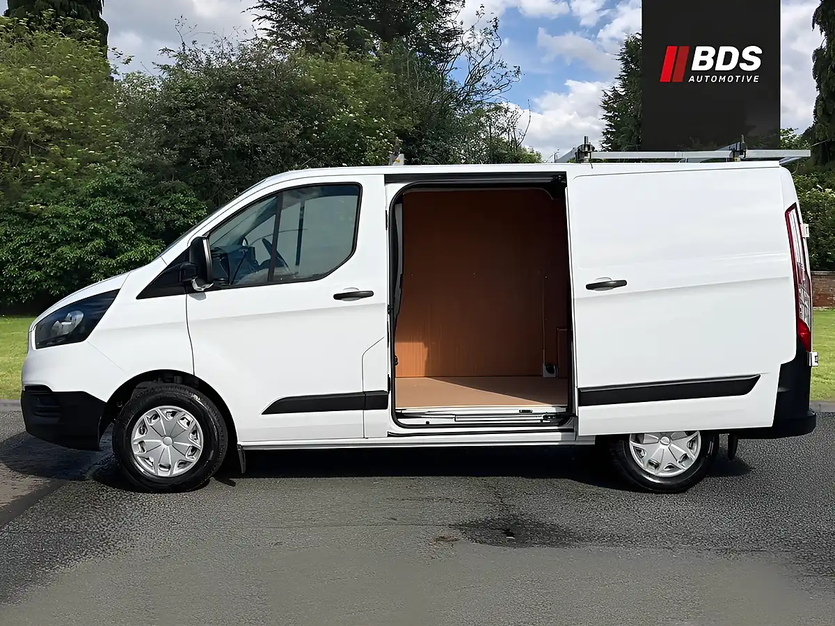 Used 2021 Ford Transit Custom Leader White - Interior and Exterior details 6