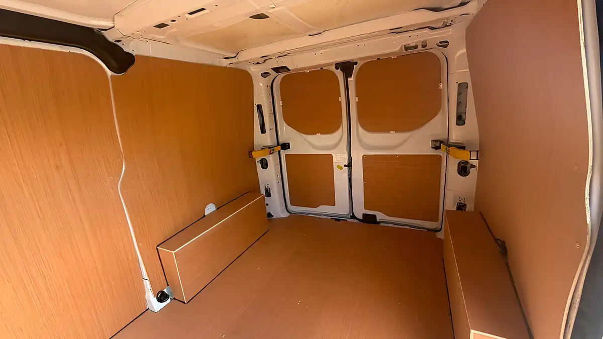 Used 2021 Ford Transit Custom Leader White - Interior and Exterior details 7