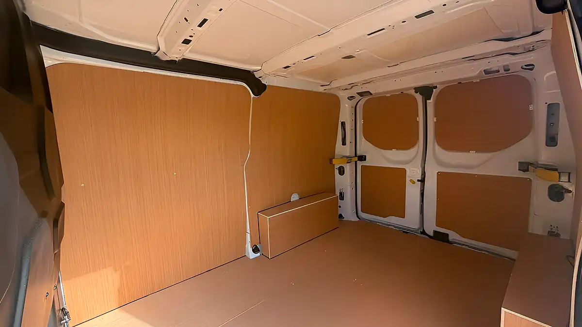 Used 2021 Ford Transit Custom Leader White - Interior and Exterior details 8