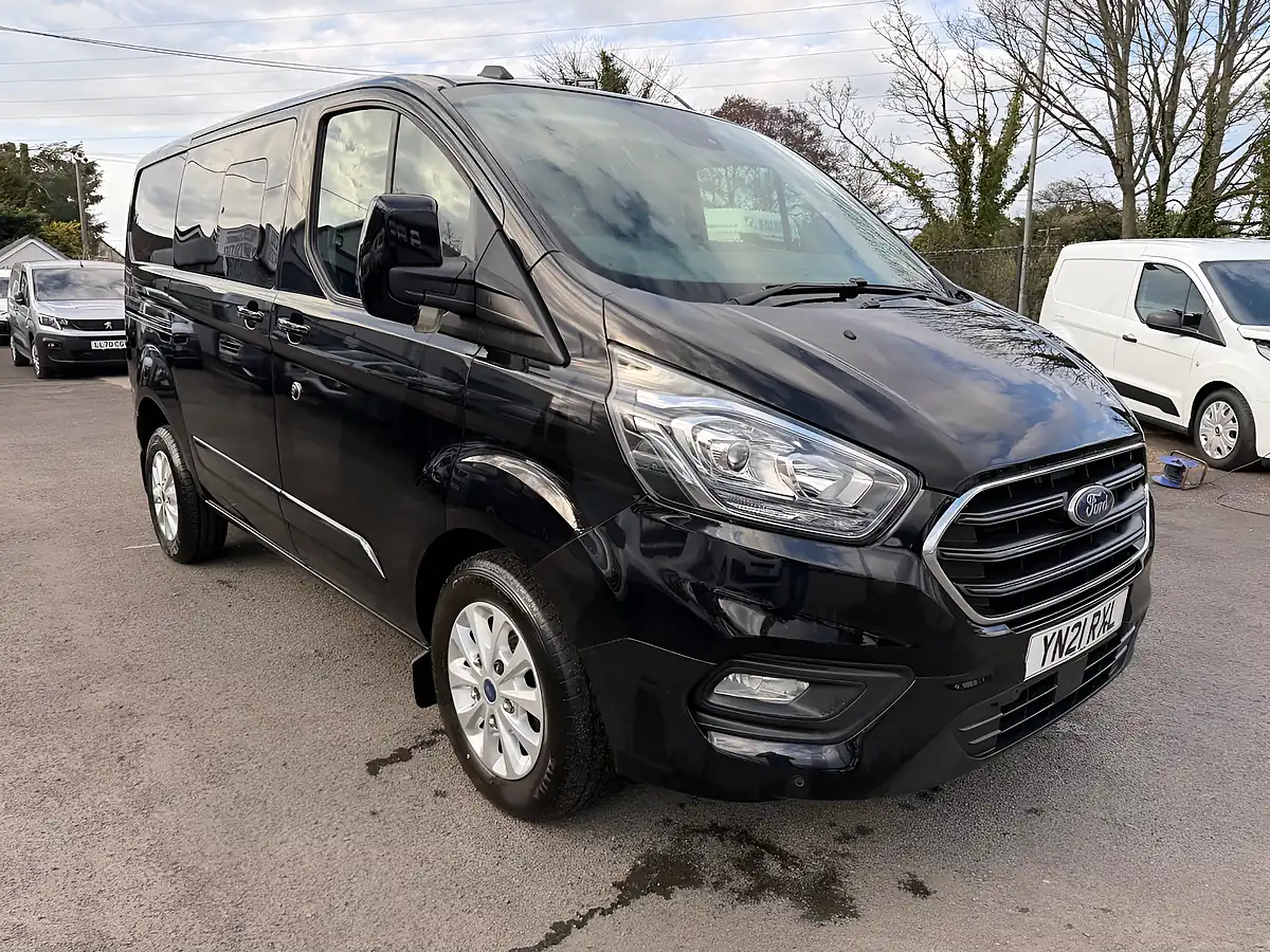 Used 2021 Ford Transit Custom Limited Black - Interior and Exterior details 12