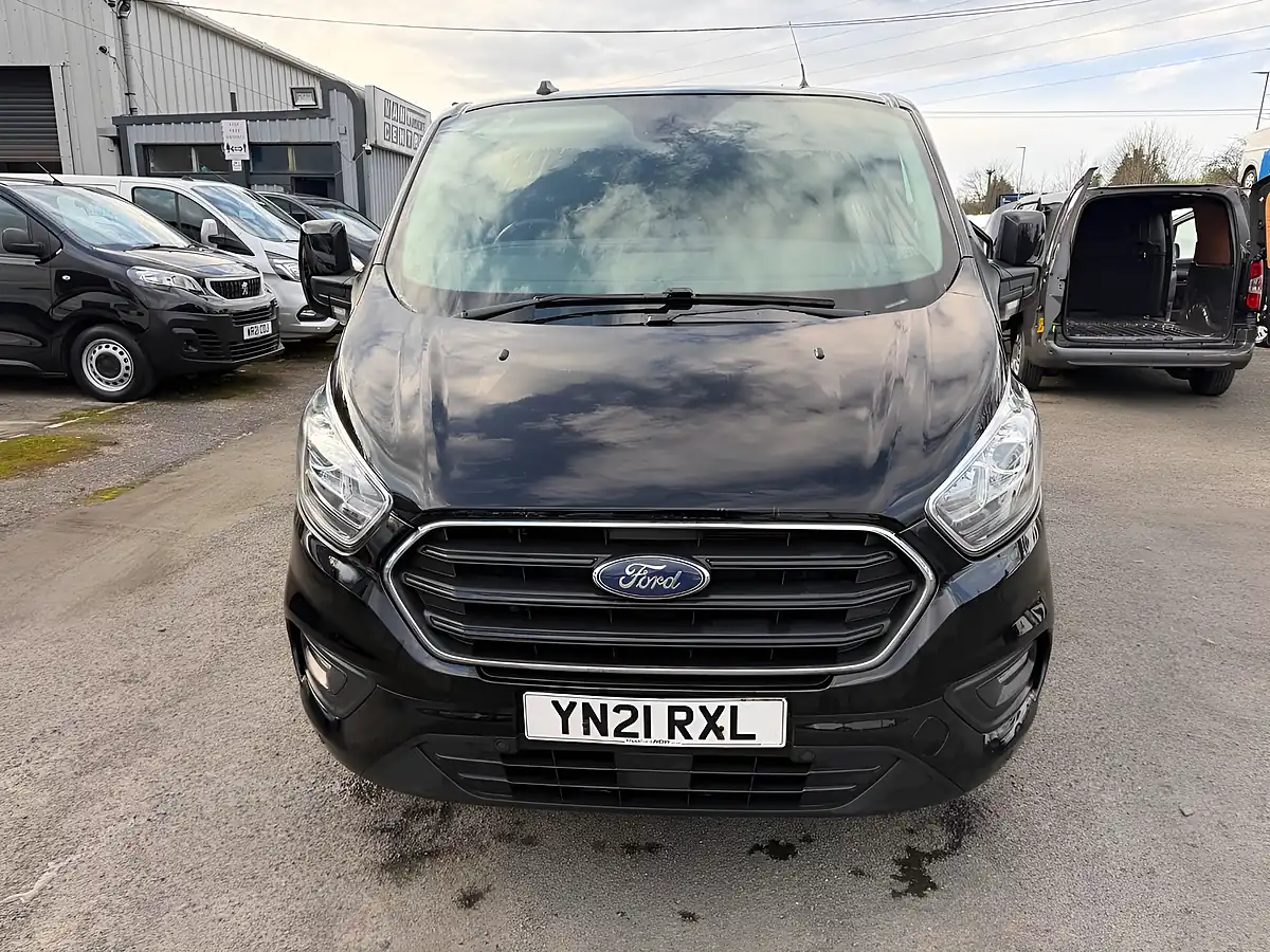 Used 2021 Ford Transit Custom Limited Black - Interior and Exterior details 13