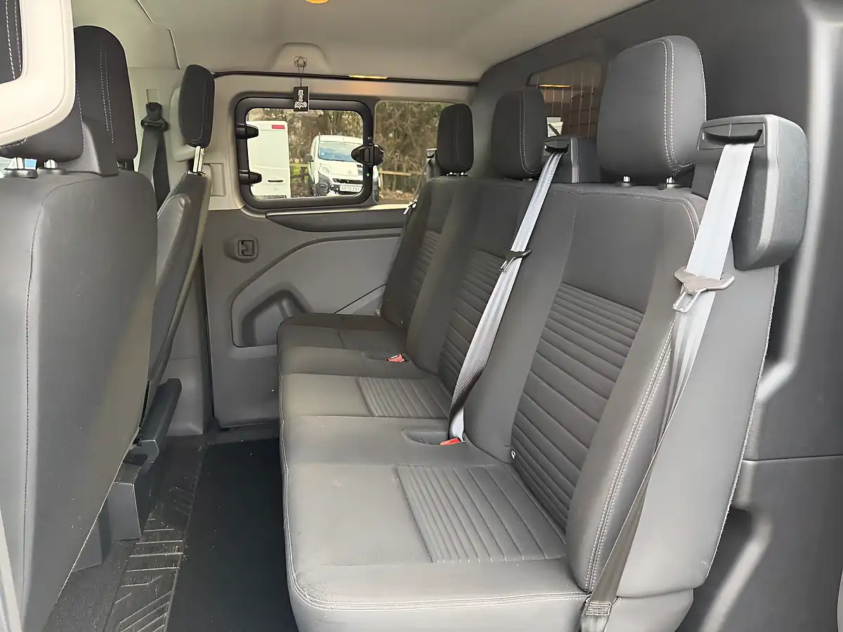Used 2021 Ford Transit Custom Limited Black - Interior and Exterior details 18