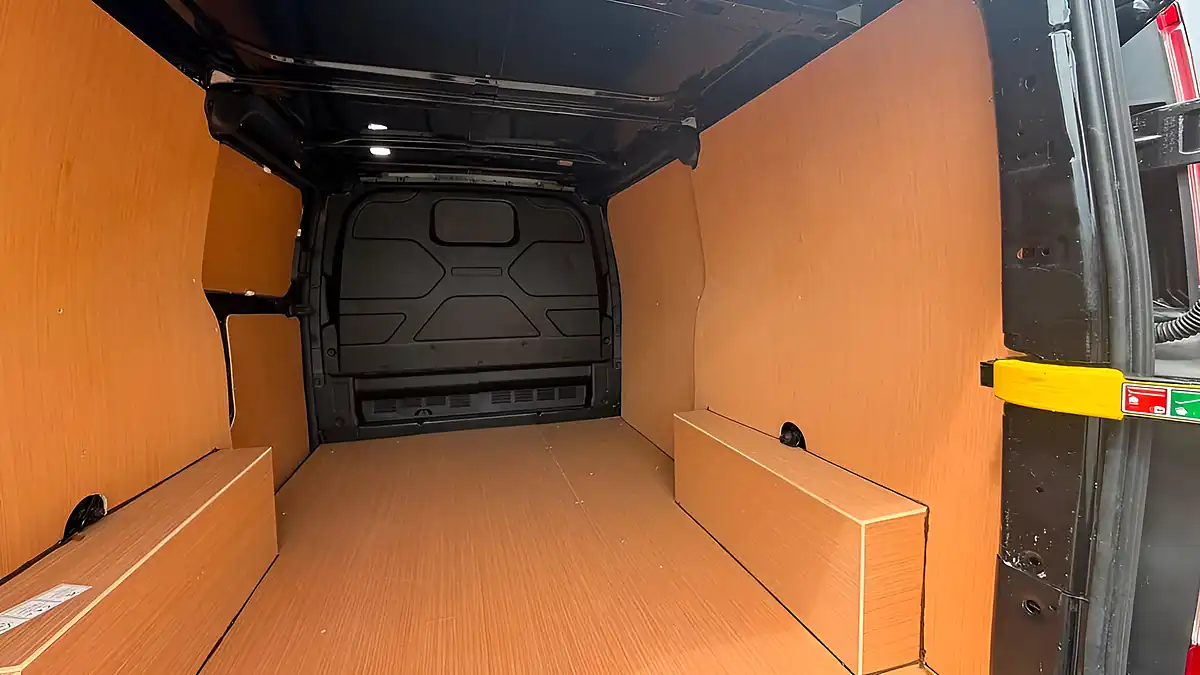 Used 2021 Ford Transit Custom Limited Black - Interior and Exterior details 11