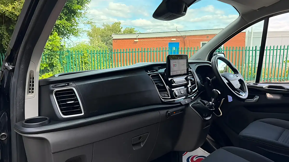 Used 2021 Ford Transit Custom Limited Black - Interior and Exterior details 14