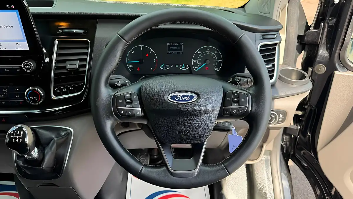 Used 2021 Ford Transit Custom Limited Black - Interior and Exterior details 20