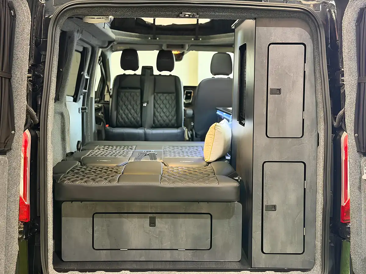 Used 2021 Ford Transit Custom Limited Black - Interior and Exterior details 11