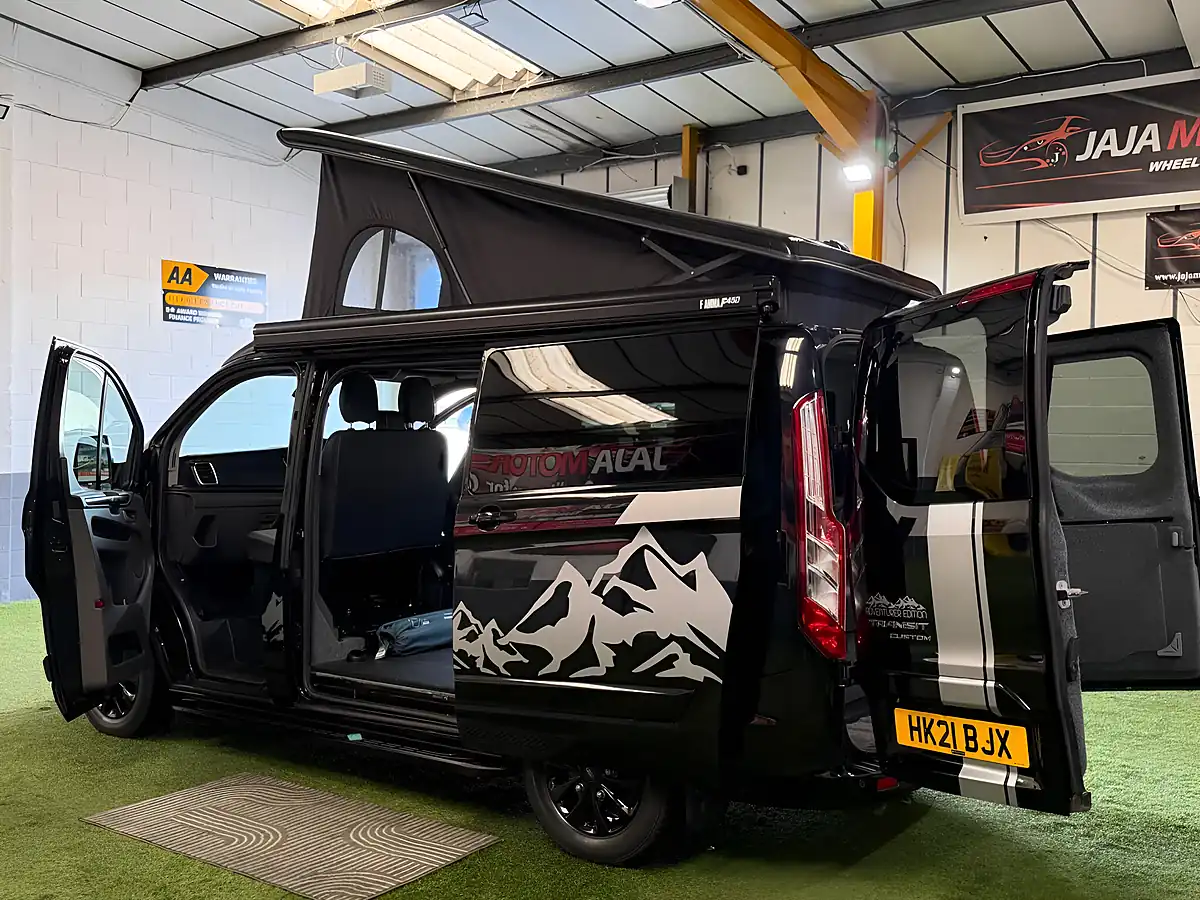 Used 2021 Ford Transit Custom Limited Black - Interior and Exterior details 19