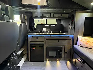 Used 2021 Ford Transit Custom Limited Black - Interior and Exterior details 6