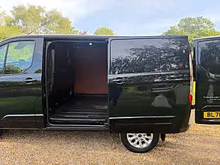 Used 2021 Ford Transit Custom Limited Black - Interior and Exterior details 18