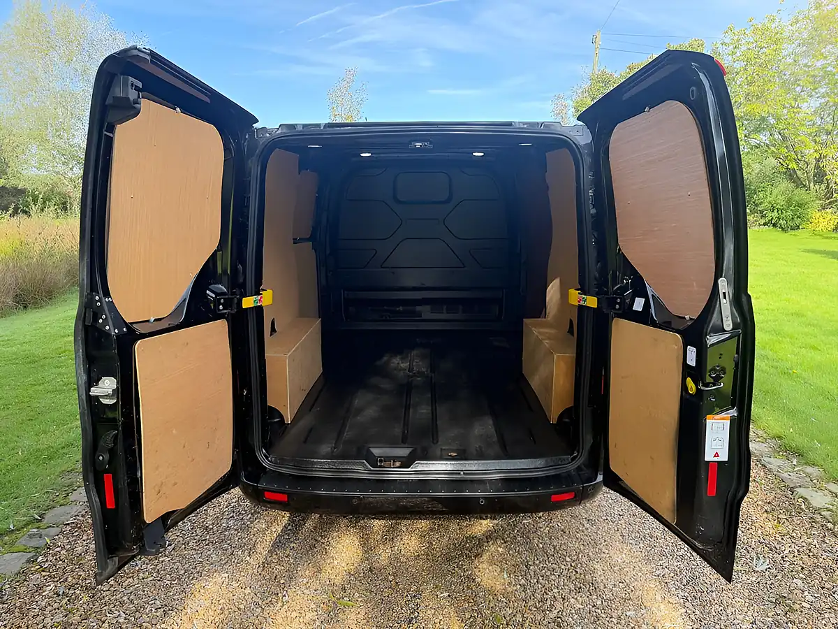 Used 2021 Ford Transit Custom Limited Black - Interior and Exterior details 19