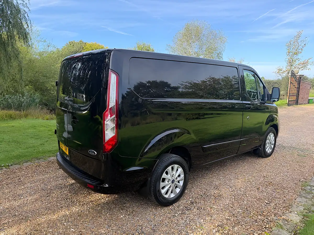 Used 2021 Ford Transit Custom Limited Black - Interior and Exterior details 5