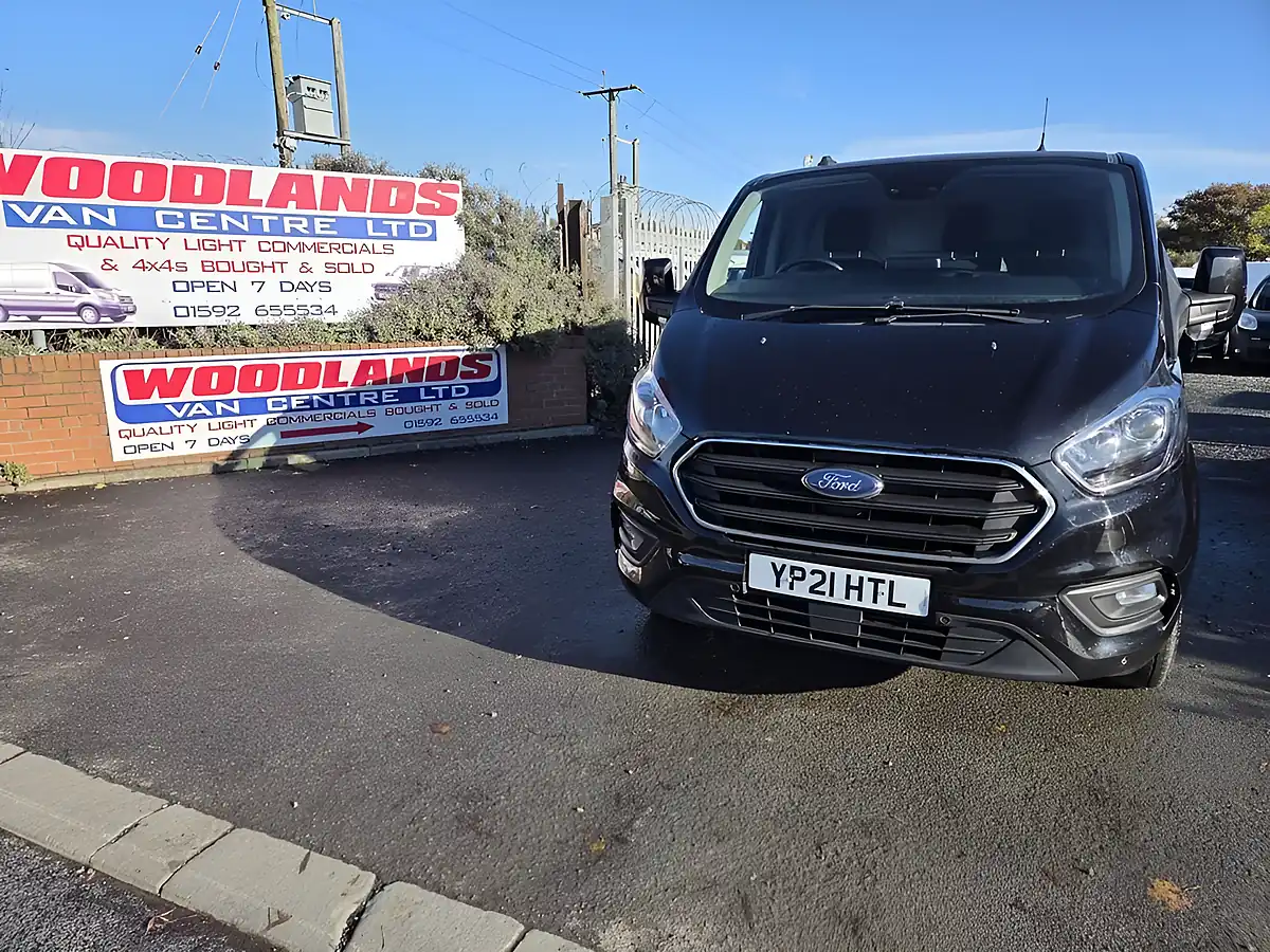 Used 2021 Ford Transit Custom Limited Black - Interior and Exterior details 3