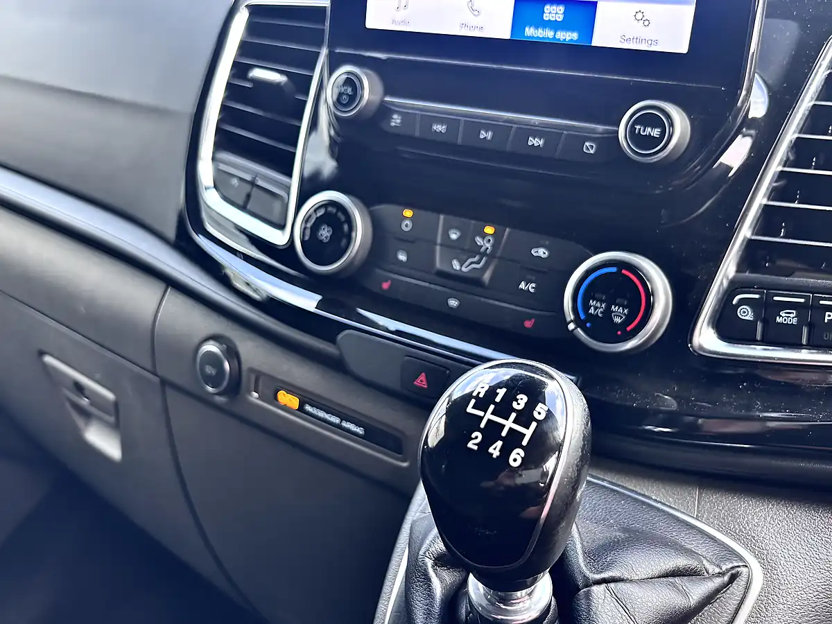 Used 2021 Ford Transit Custom Limited Black - Interior and Exterior details 18