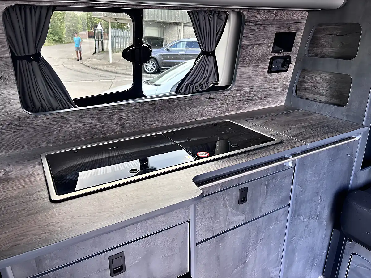 Used 2021 Ford Transit Custom Limited Black - Interior and Exterior details 2