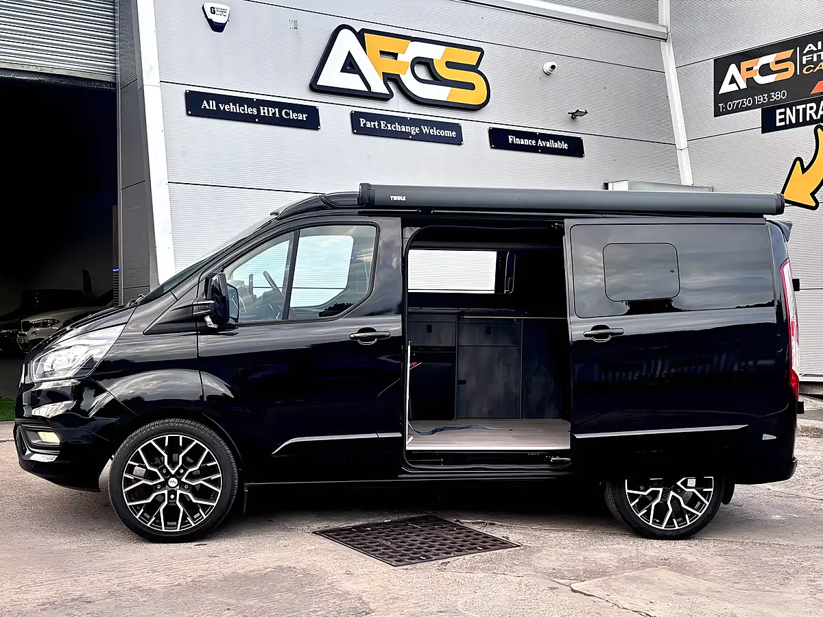 Used 2021 Ford Transit Custom Limited Black - Interior and Exterior details 5
