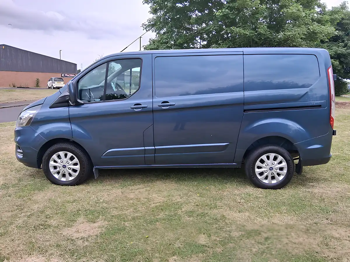 Used 2021 Ford Transit Custom Limited Blue - Interior and Exterior details 2