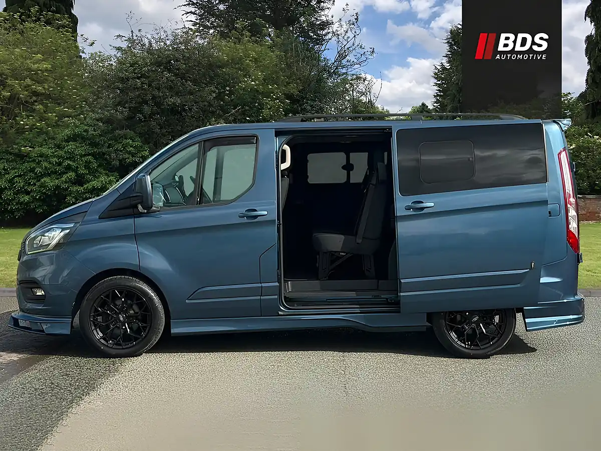 Used 2021 Ford Transit Custom Limited Blue - Interior and Exterior details 12
