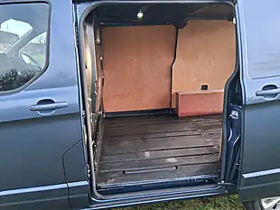 Used 2021 Ford Transit Custom Limited Blue - Interior and Exterior details 10