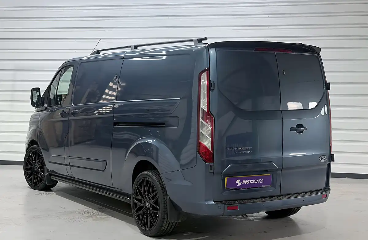 Used 2021 Ford Transit Custom Limited Blue Metallic - Interior and Exterior details 16