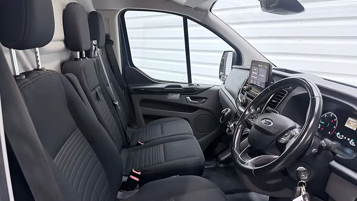 Used 2021 Ford Transit Custom Limited Blue Metallic - Interior and Exterior details 20
