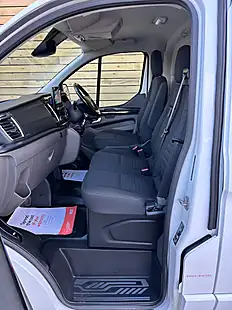 Used 2021 Ford Transit Custom Limited Frozen White - Interior and Exterior details 18