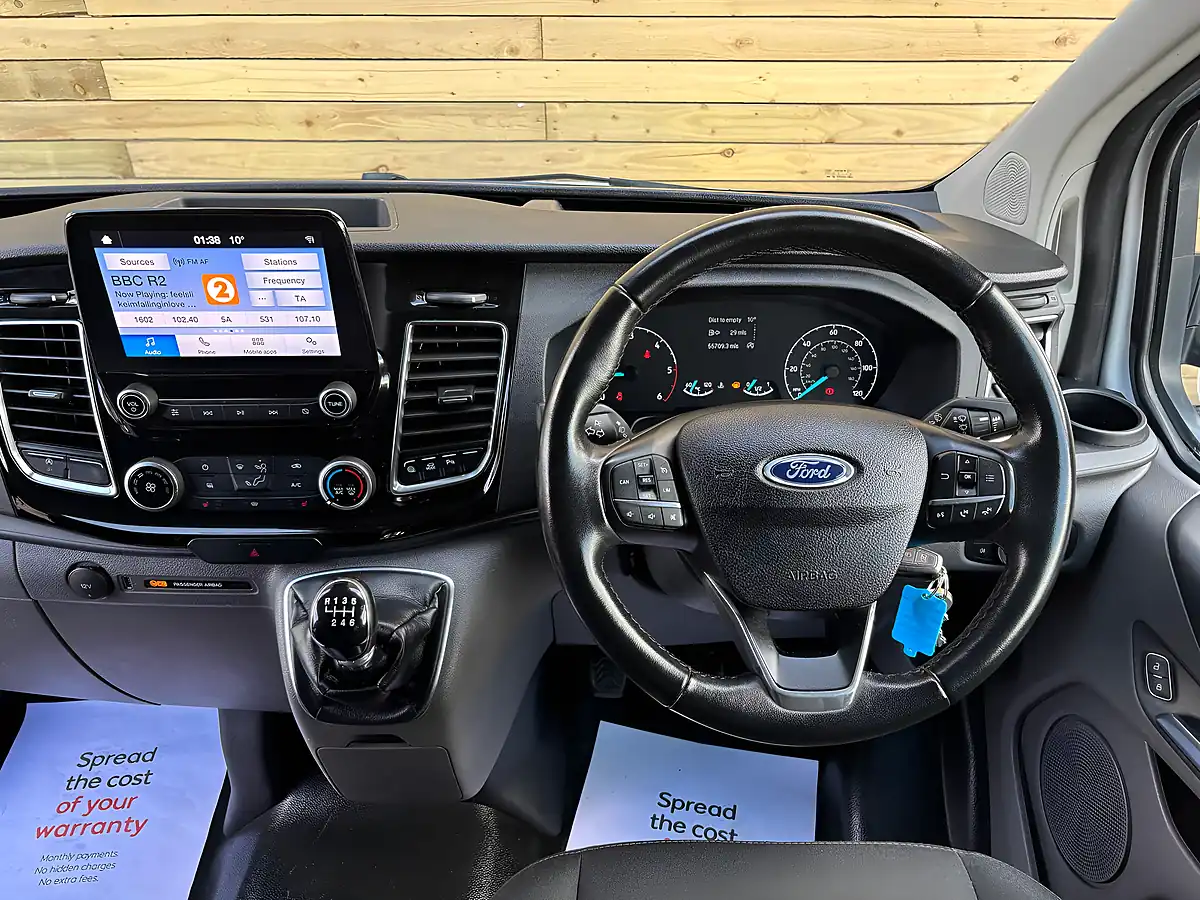 Used 2021 Ford Transit Custom Limited Frozen White - Interior and Exterior details 20