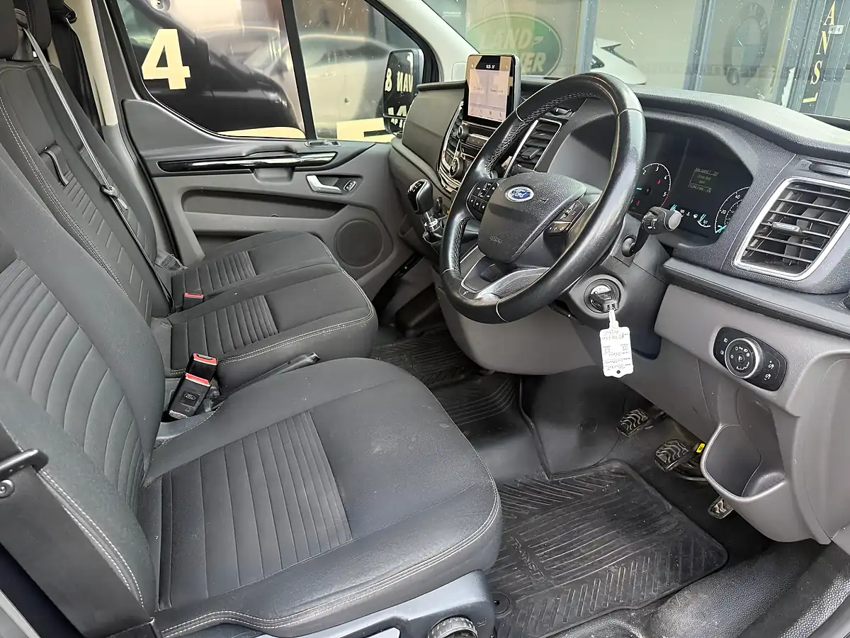 Used 2021 Ford Transit Custom Limited Grey - Interior and Exterior details 4