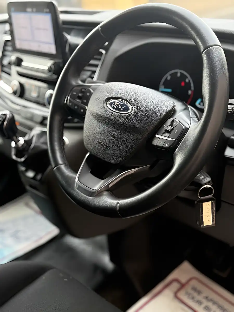Used 2021 Ford Transit Custom Limited Grey - Interior and Exterior details 10