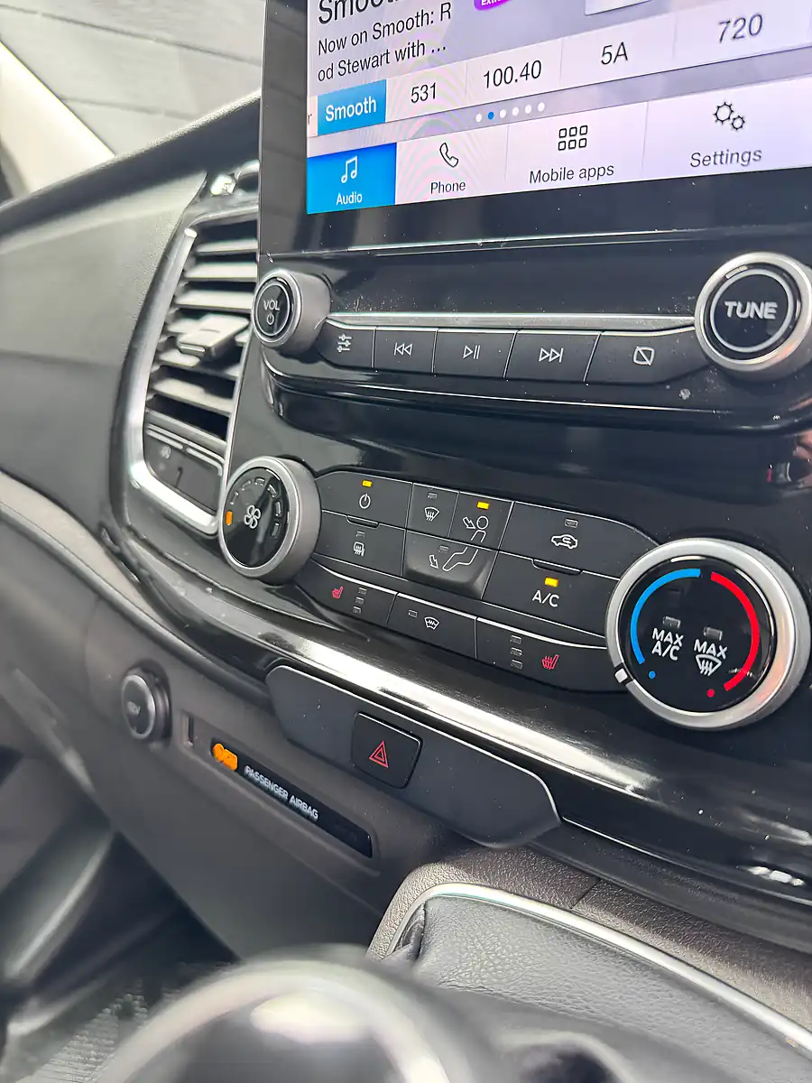 Used 2021 Ford Transit Custom Limited Grey - Interior and Exterior details 15