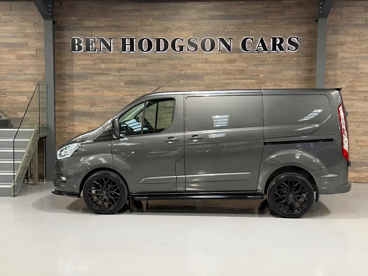 Used 2021 Ford Transit Custom Limited Grey - Interior and Exterior details 6
