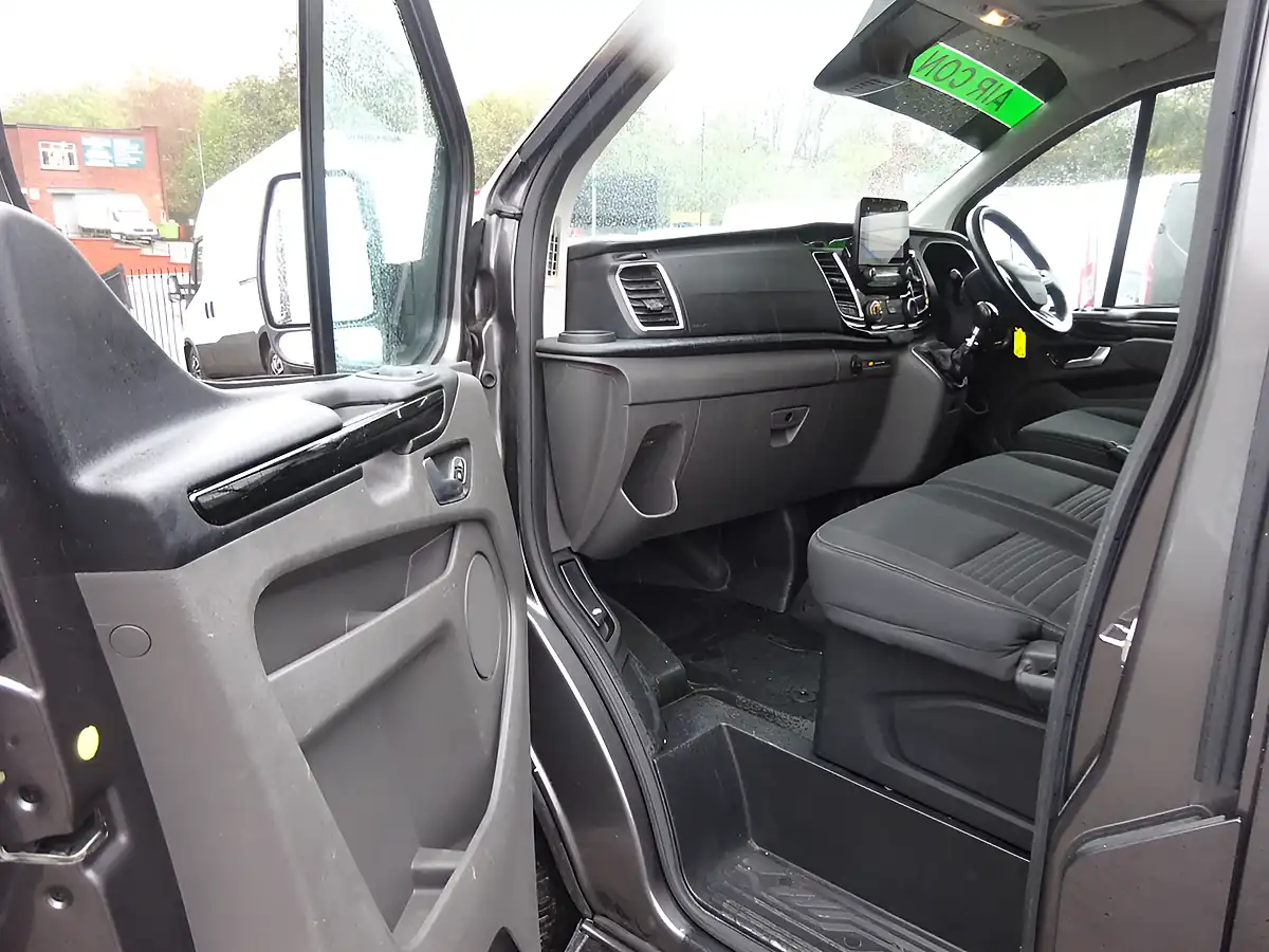 Used 2021 Ford Transit Custom Limited L1 H1 (swb) Grey - Interior and Exterior details 12