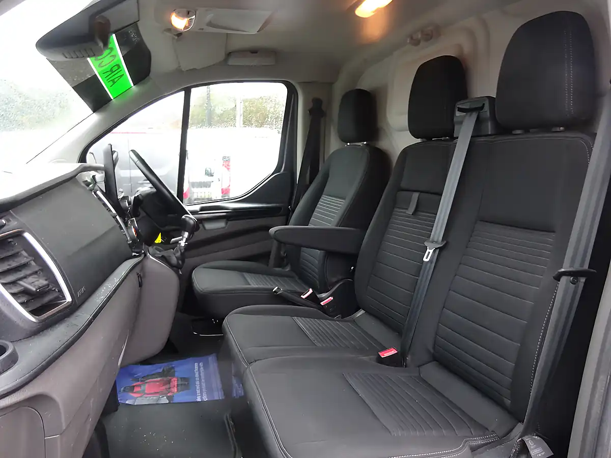 Used 2021 Ford Transit Custom Limited L1 H1 (swb) Grey - Interior and Exterior details 4