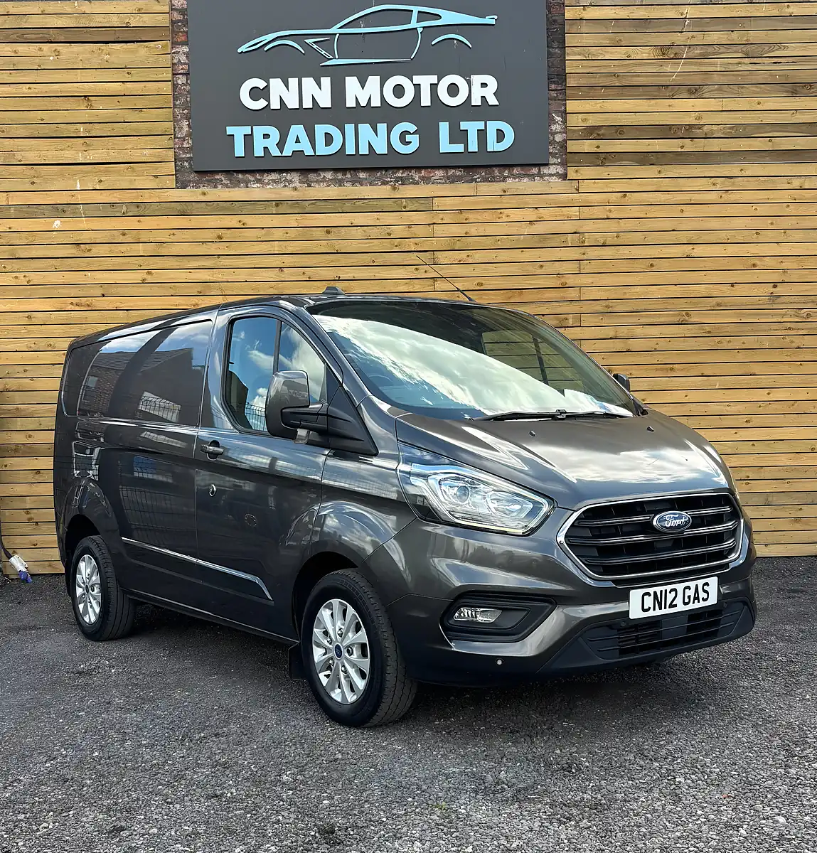 Used 2021 Ford Transit Custom Limited Magnetic Grey - Front View