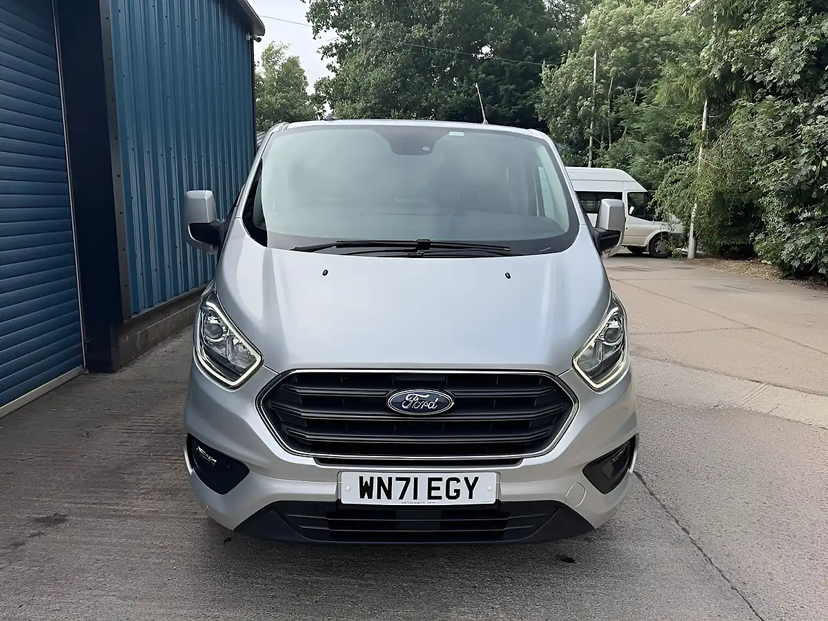Used 2021 Ford Transit Custom Limited Moondust Silver - Interior and Exterior details 10