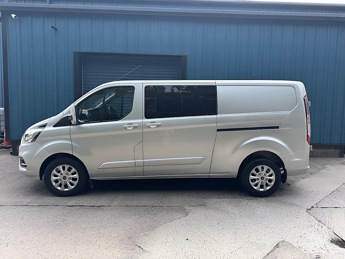 Used 2021 Ford Transit Custom Limited Moondust Silver - Interior and Exterior details 7