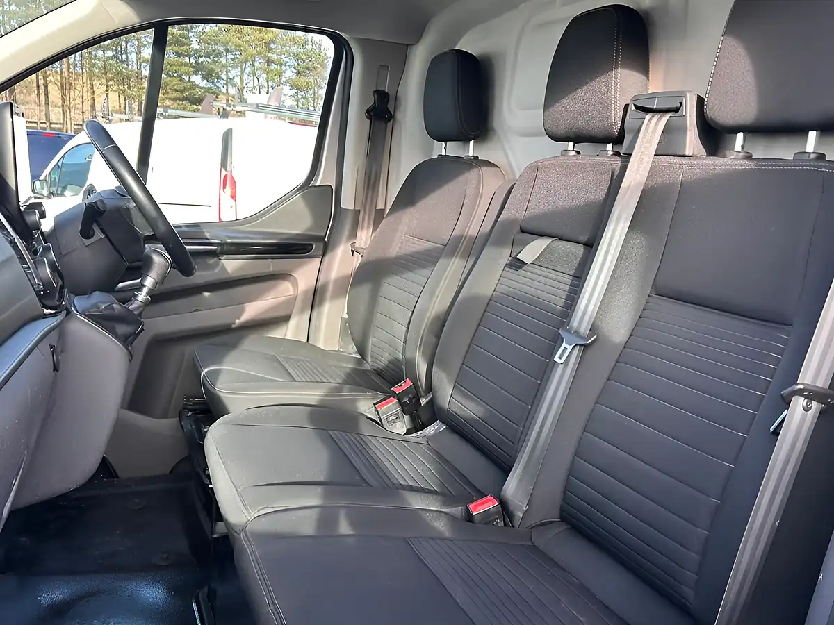 Used 2021 Ford Transit Custom Limited Moondust Silver - Interior and Exterior details 13