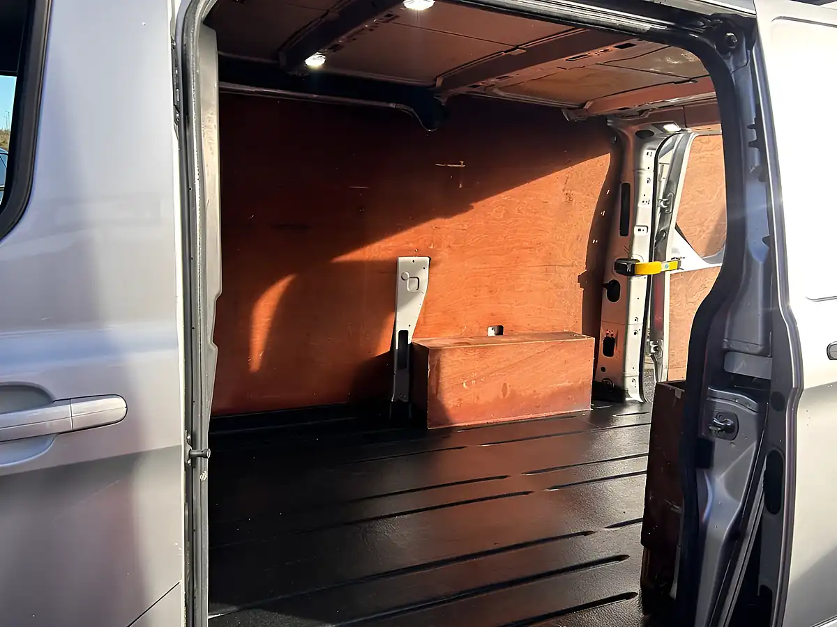 Used 2021 Ford Transit Custom Limited Moondust Silver - Interior and Exterior details 15
