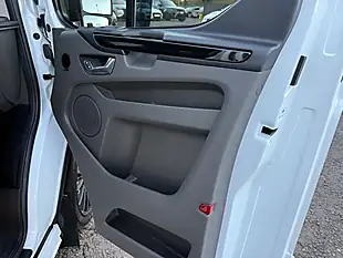 Used 2021 Ford Transit Custom Limited Ms-Rt White - Interior and Exterior details 17