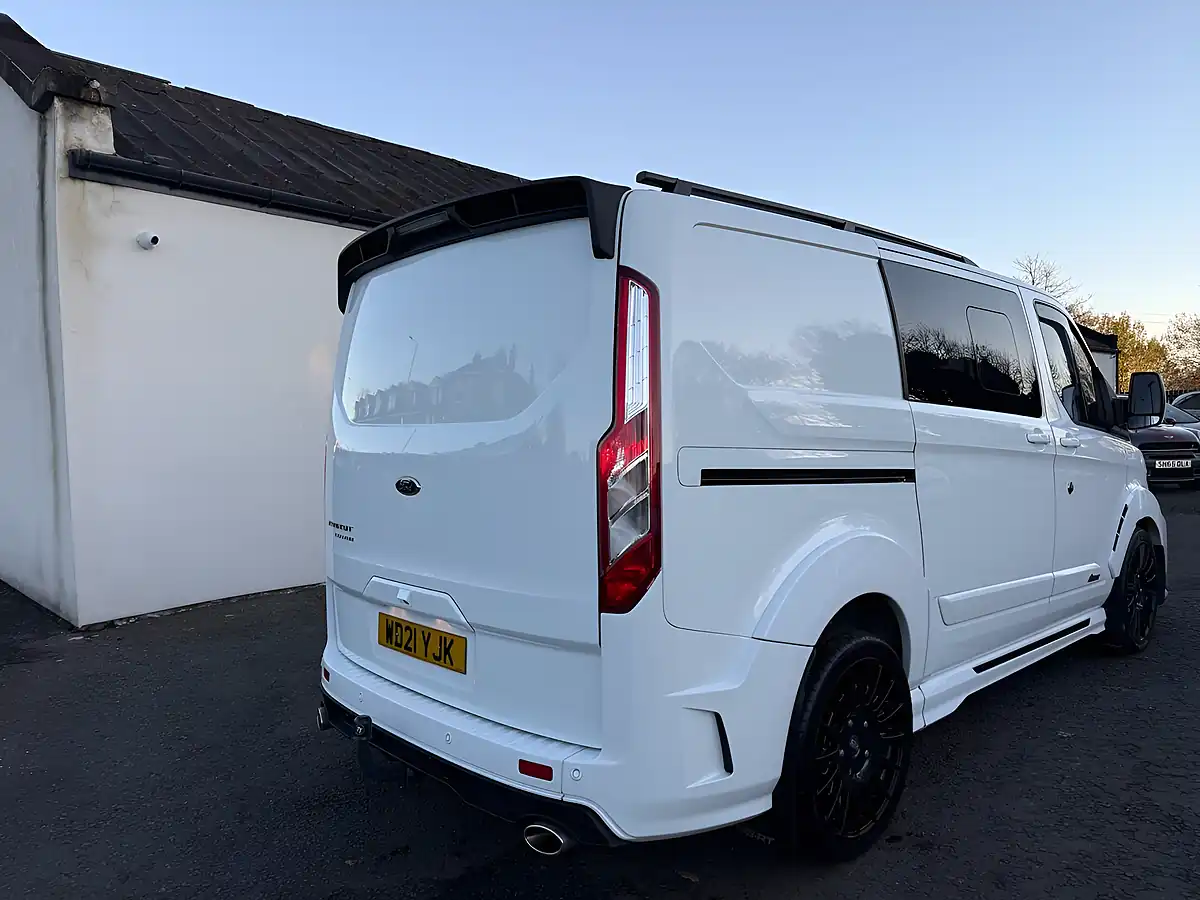 Used 2021 Ford Transit Custom Limited Ms-Rt White - Interior and Exterior details 4