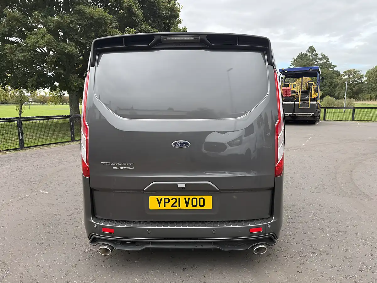 Used 2021 Ford Transit Custom Limited Msrt Grey - Interior and Exterior details 17
