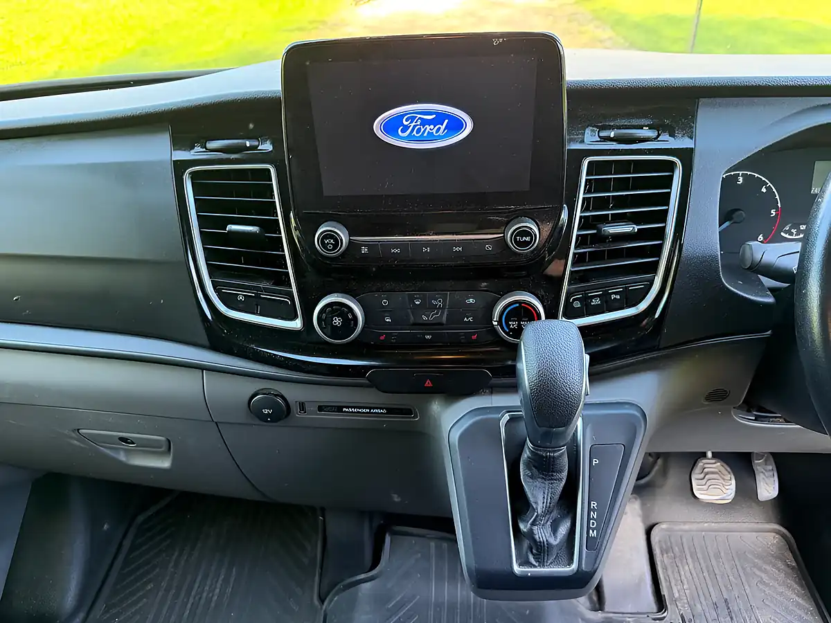 Used 2021 Ford Transit Custom Limited Orange - Interior and Exterior details 10