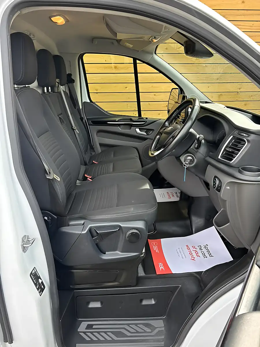Used 2021 Ford Transit Custom Limited Panel Van White - Interior and Exterior details 10