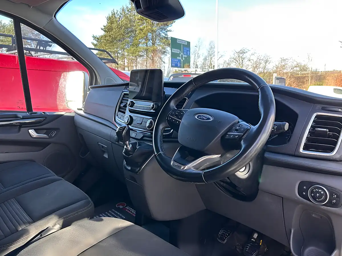 Used 2021 Ford Transit Custom Limited Silver - Interior and Exterior details 15