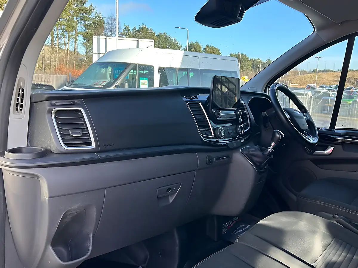 Used 2021 Ford Transit Custom Limited Silver - Interior and Exterior details 17