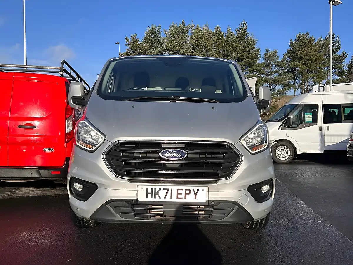 Used 2021 Ford Transit Custom Limited Silver - Interior and Exterior details 9